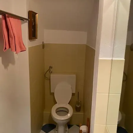 'round The Corner * Piran