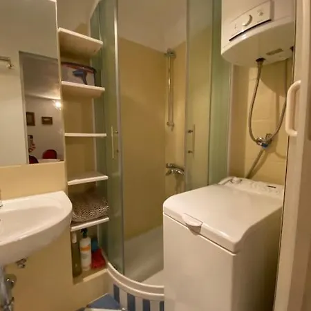 'round The Corner Lejlighed *